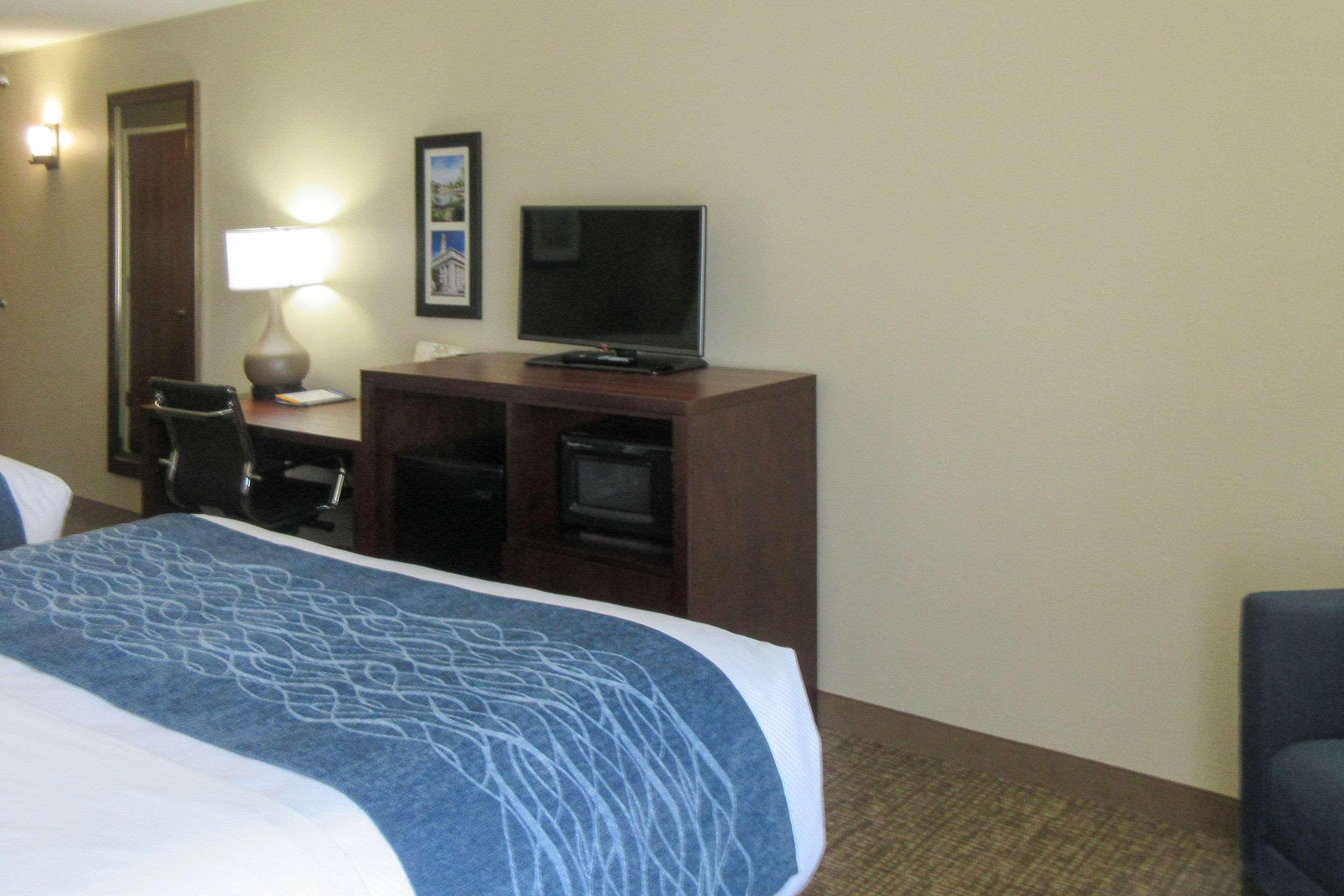 Comfort Inn & Suites Пуэбло Экстерьер фото